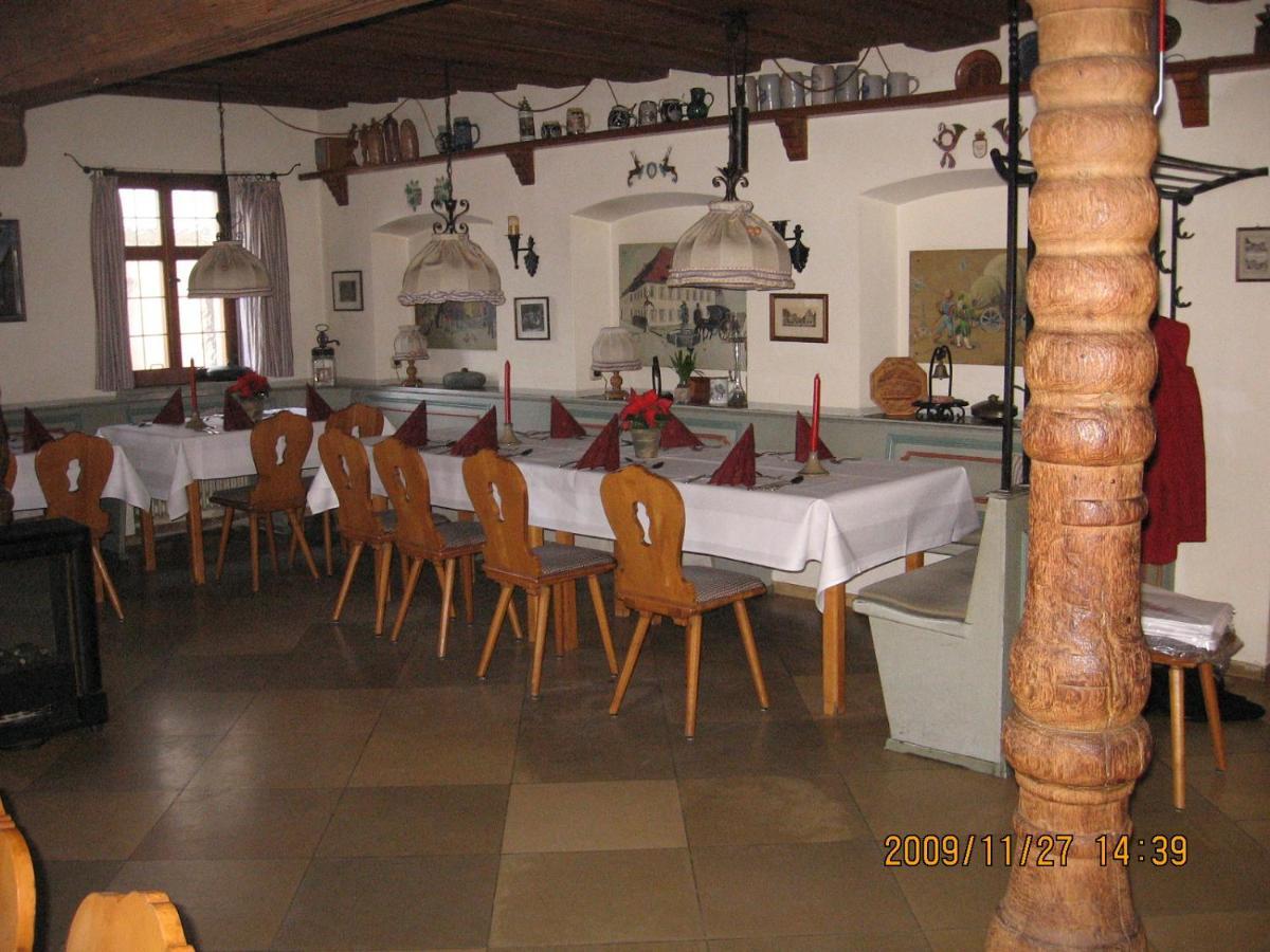 Hotel Alte Poststation Goldener Hirsch Emskirchen Esterno foto