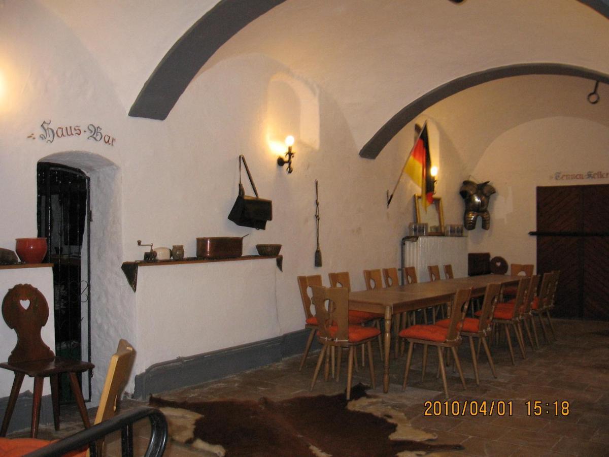 Hotel Alte Poststation Goldener Hirsch Emskirchen Esterno foto